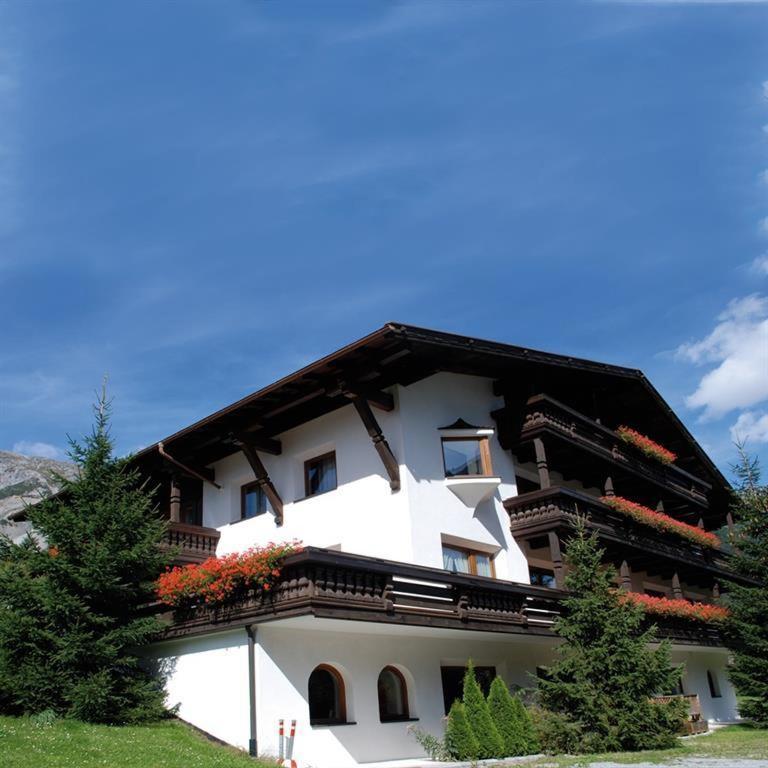 Quality Hosts Arlberg - Afoch Fei - Das Landhaus St. Anton am Arlberg Zewnętrze zdjęcie